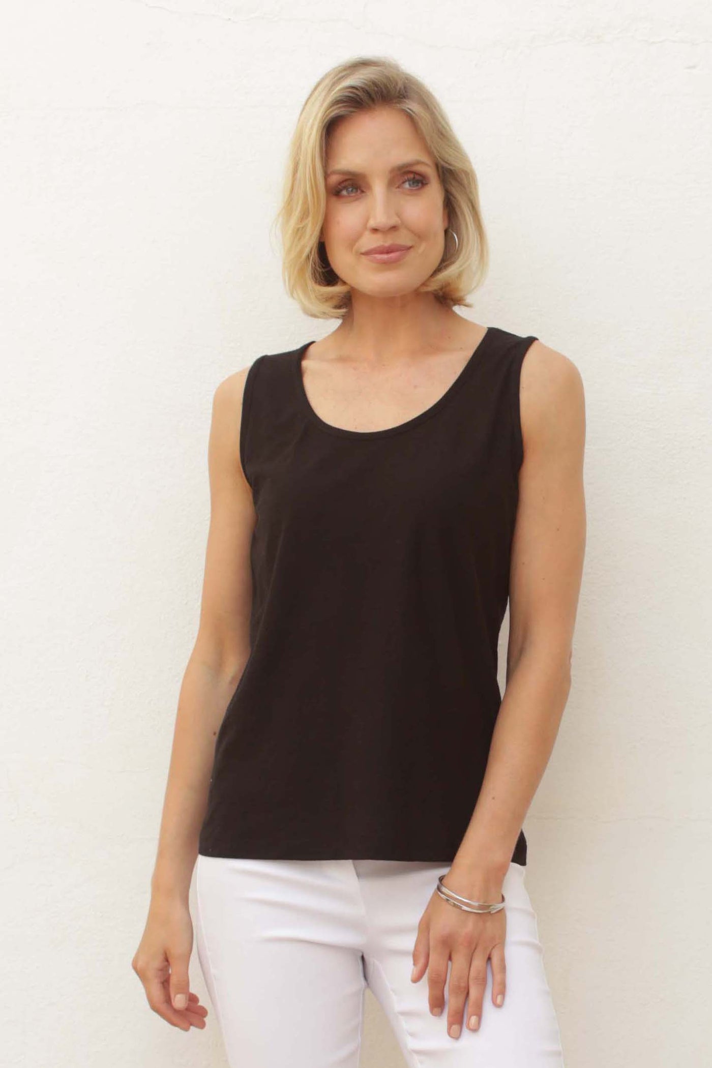 pomodoroclothingtwowayvest92501scoopblk